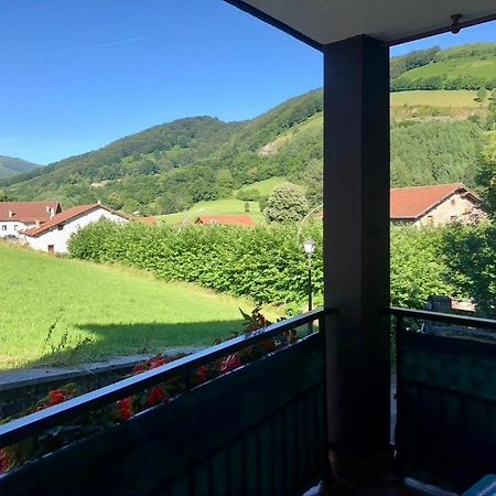 Appartement Apartamento Rural Areso - Fraxkuenea Extérieur photo