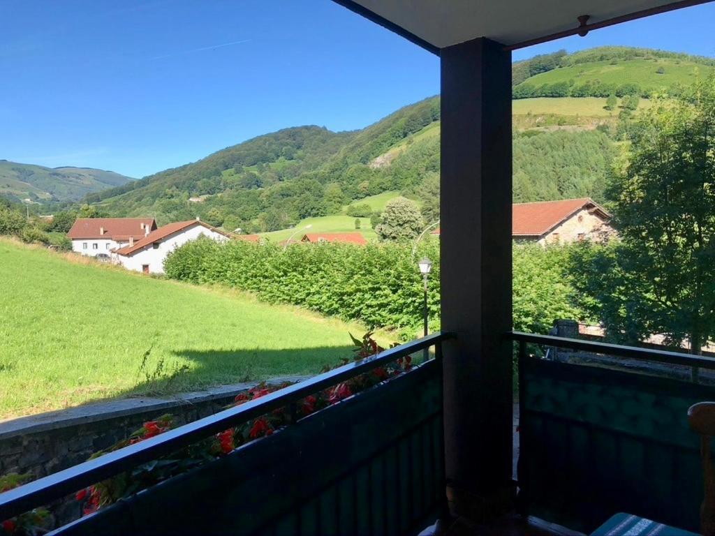 Appartement Apartamento Rural Areso - Fraxkuenea Extérieur photo